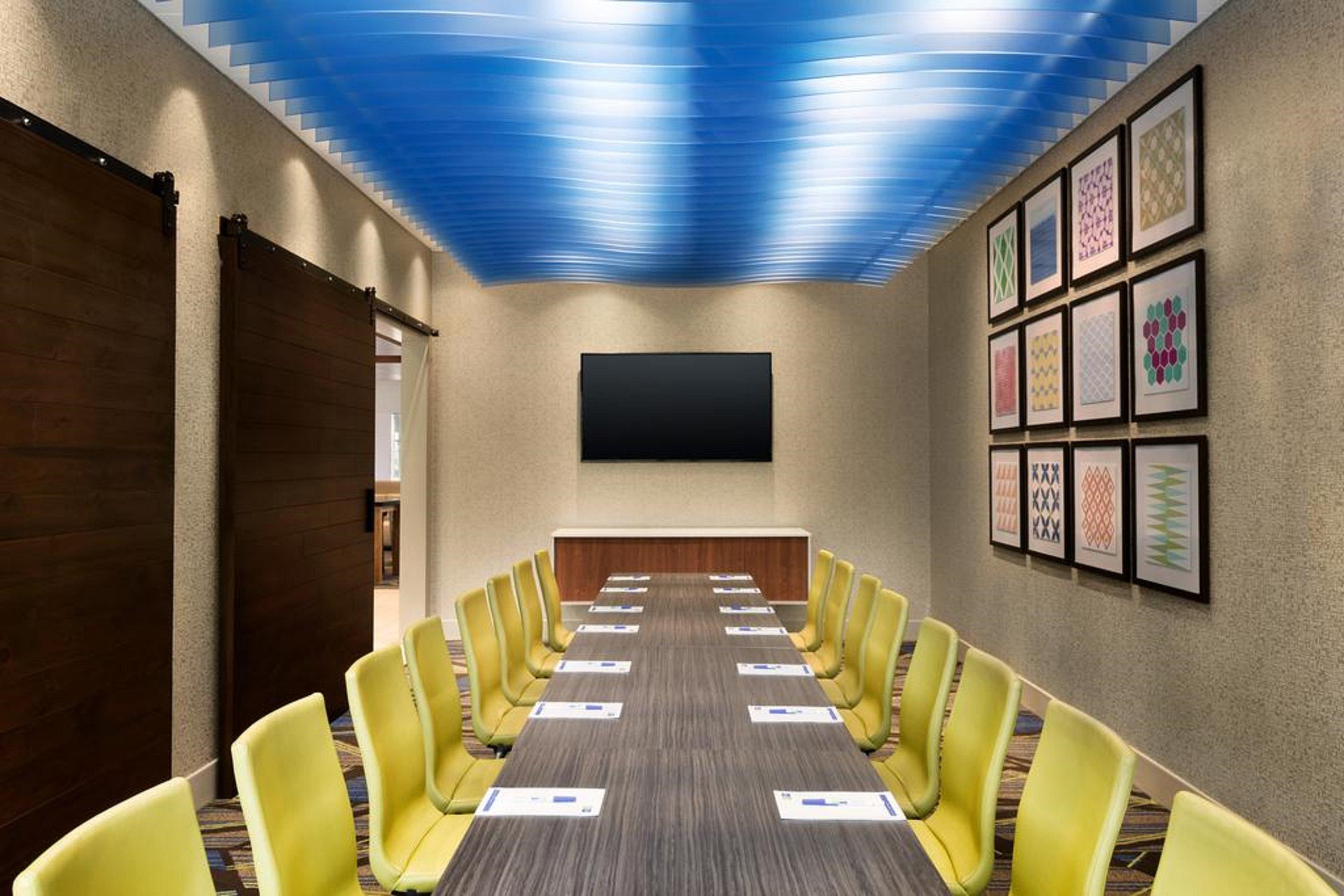 Holiday Inn Express Belle Vernon Екстериор снимка